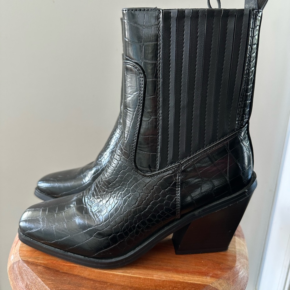 H Halston Charlotte Black Croc-Embossed Heeled Boots